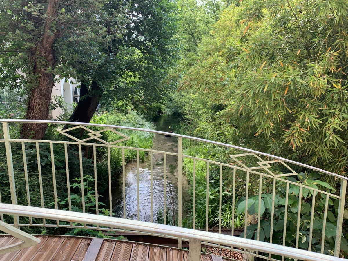 Moulin De La Roque Hotel Althen-des-Paluds Luaran gambar