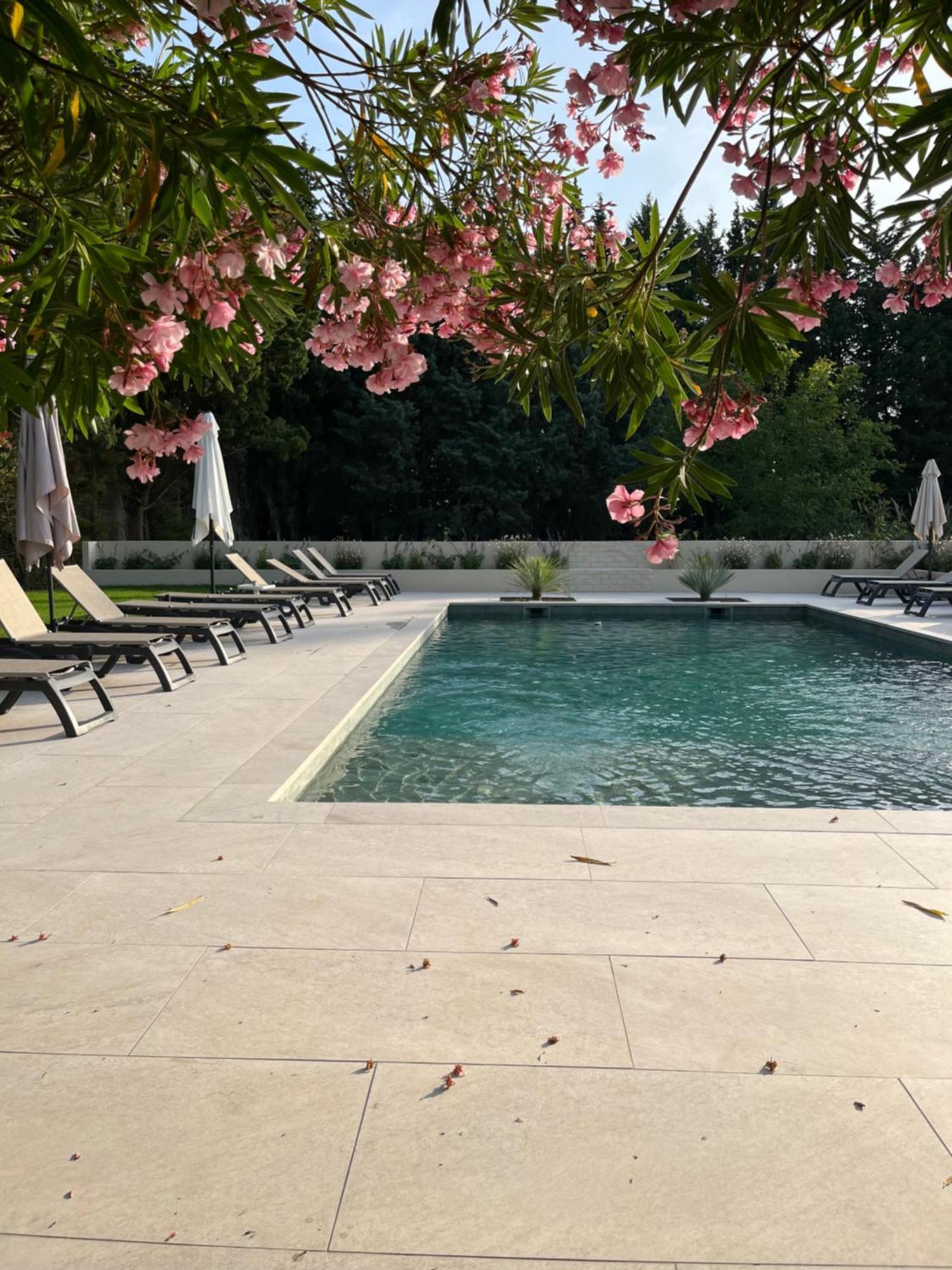 Moulin De La Roque Hotel Althen-des-Paluds Luaran gambar